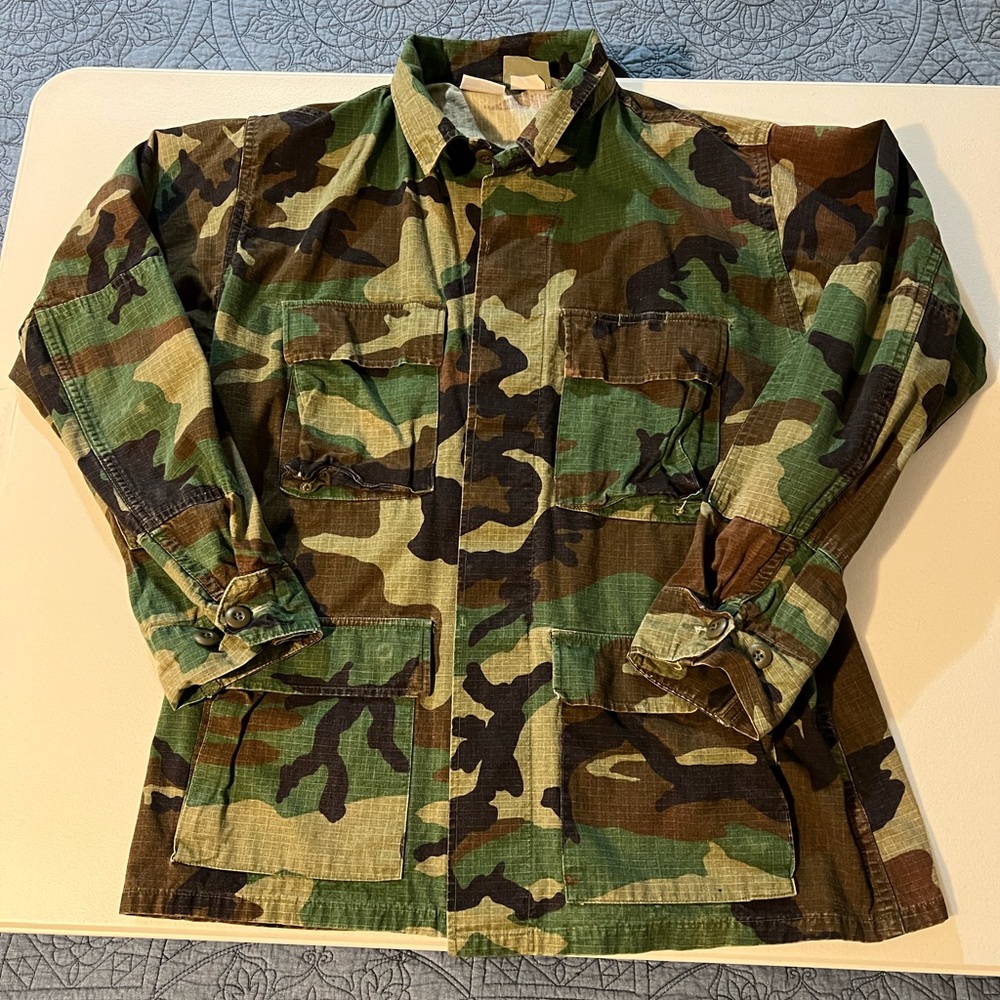 Mens size Medium, camo jacket